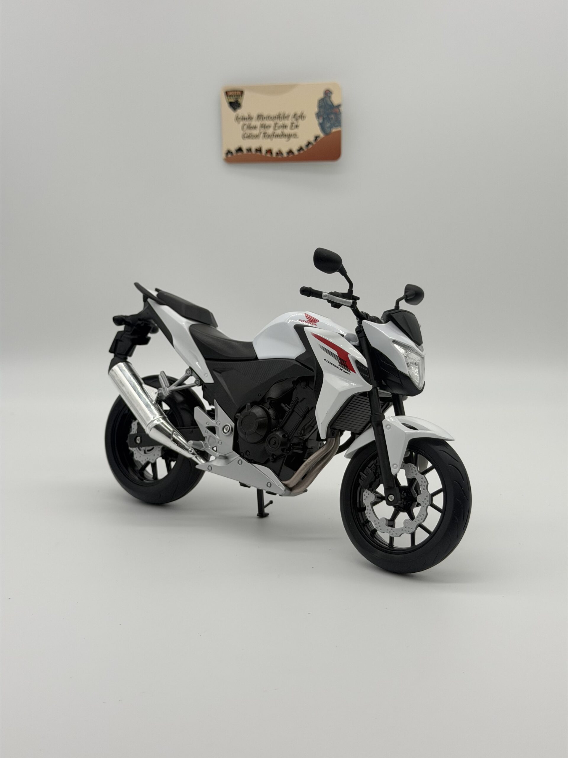 Honda CB500F Model Motosiklet 1:10 Ölçek Beyaz Welly