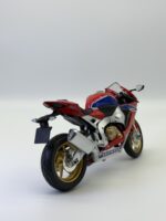 Honda CBR 1000RR Fireblade Işıklı – 1:9 Diecast Kırmızı - görsel 3