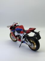 Honda CBR 1000RR Fireblade Işıklı – 1:9 Diecast Kırmızı - görsel 4