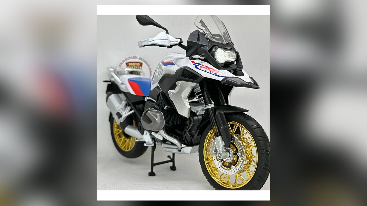BMW R1250 GS maket modelleri arasından 1:9 ölçek ışıklı adventure diecast model
