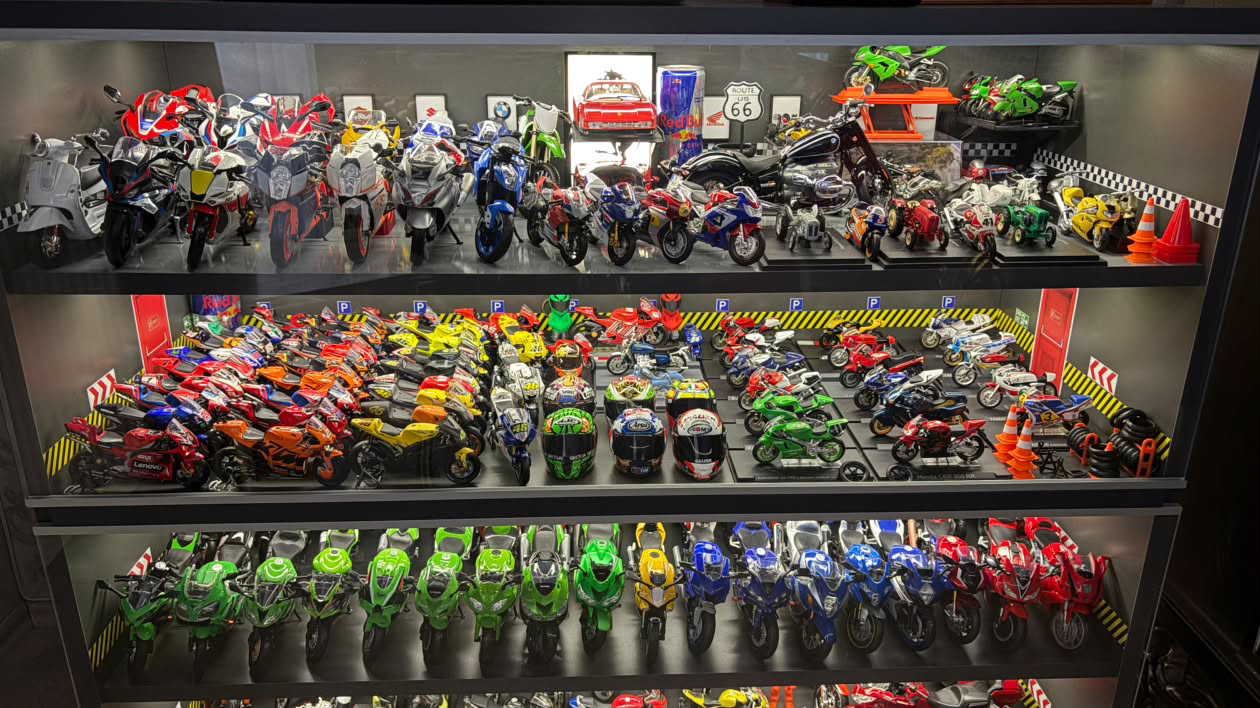 Etka Moto Garage koleksiyonundan diecast motosiklet maketleri