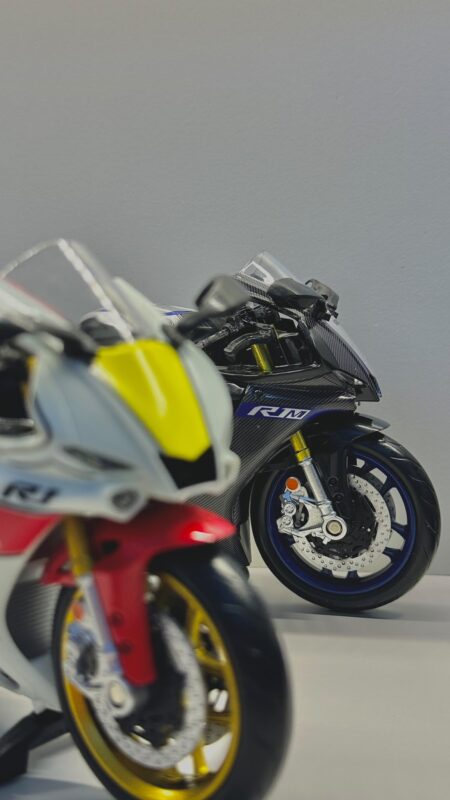 Tugay Kızmış koleksiyonundan diecast motosiklet maketleri